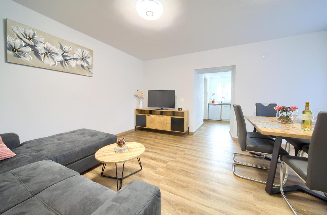Apartment Mladen Krk Town Εξωτερικό φωτογραφία